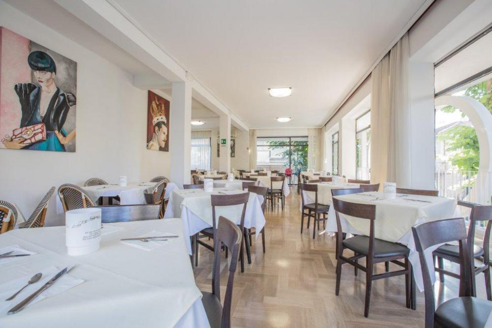 Hotel Hollywood Riccione Exterior foto