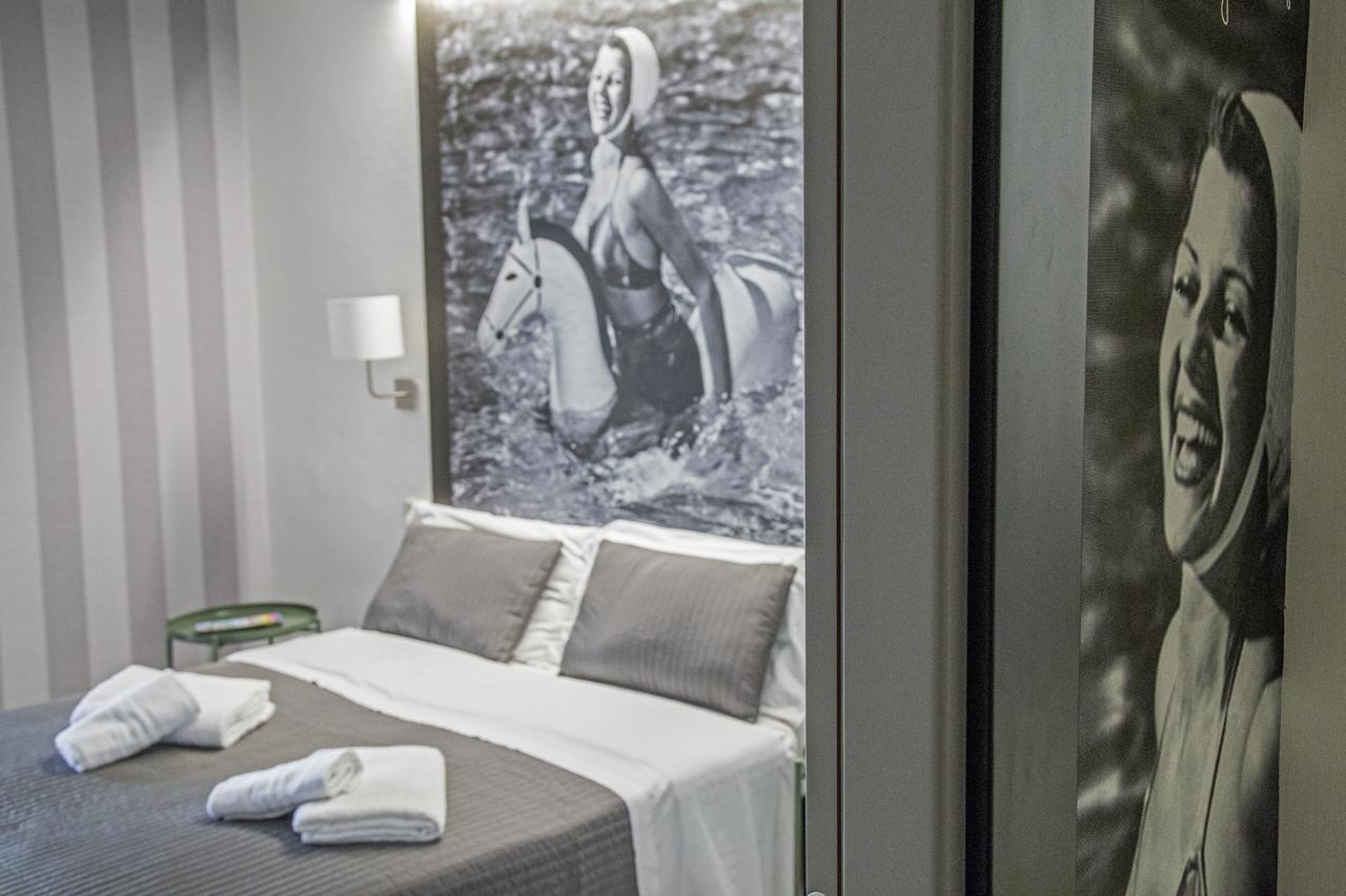 Hotel Hollywood Riccione Exterior foto